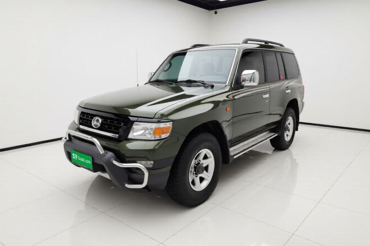 Used Leopaard Q6 2015 2.4L Manual Two-Wheel-Drive Elite Model Guazi used car, China used car export, Used car for sale, Used Leopaard cars, Cheapest cars for sale