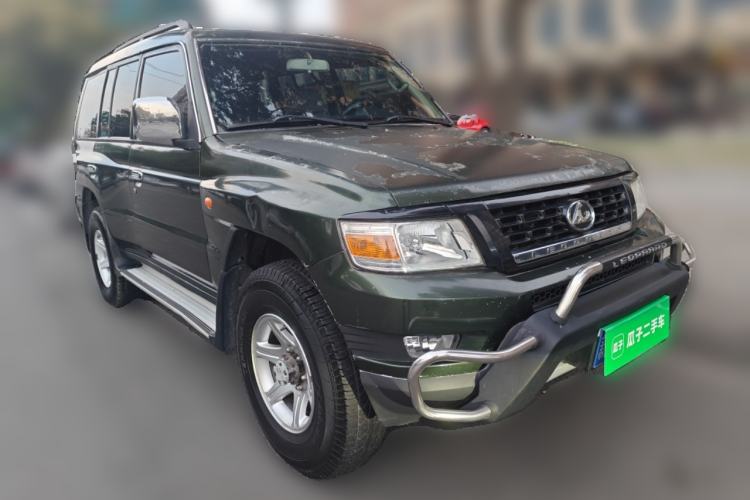 Used Leopaard Q6 2015 2.4L Manual 4x4 Excellence Edition Front Right 45 Deg