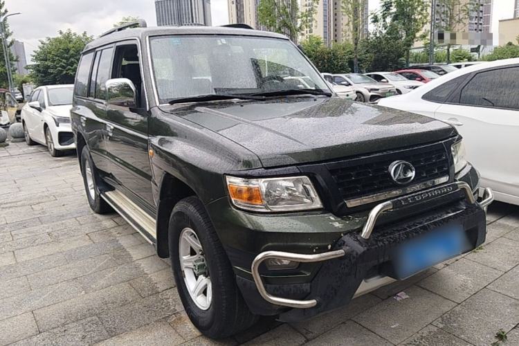 Used Leopaard Q6 2015 2.4L Manual Two-Wheel-Drive Elite Model Front Right 45 Deg