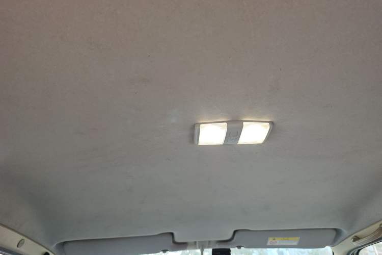 Used Leopaard Q6 2015 2.4L Manual 4x4 Excellence Edition Headliner