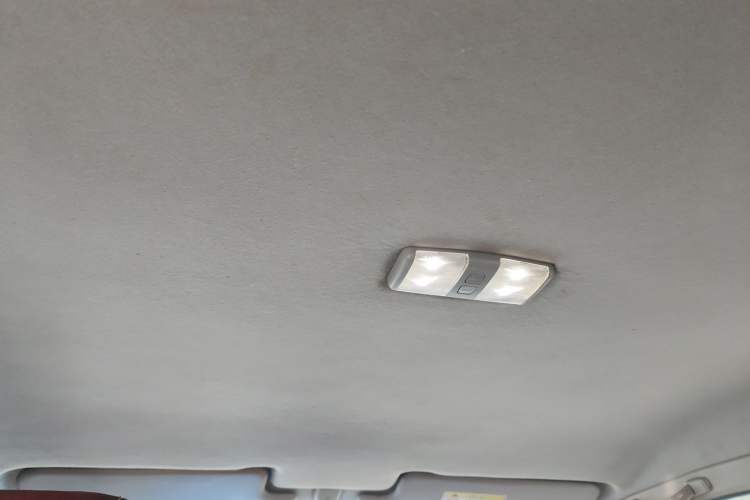 Used Leopaard Q6 2015 2.4L Manual 4x4 Excellence Edition Headliner