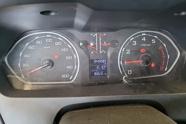Used Leopaard Q6 2015 2.4L Manual Two-Wheel-Drive Elite Model Instrument Cluster