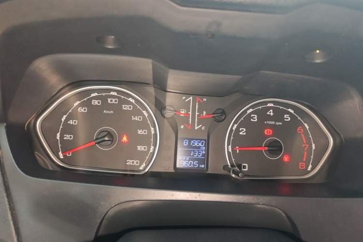 Used Leopaard Q6 2015 2.4L Manual Two-Wheel-Drive Elite Model Instrument Cluster