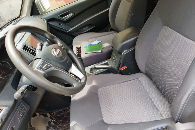 Used Leopaard Q6 2015 2.4L Manual Two-Wheel-Drive Elite Model Left Front Seat