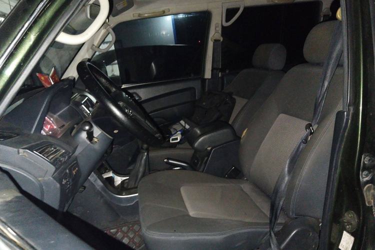 Used Leopaard Q6 2015 2.4L Manual Two-Wheel-Drive Elite Model Left Front Seat
