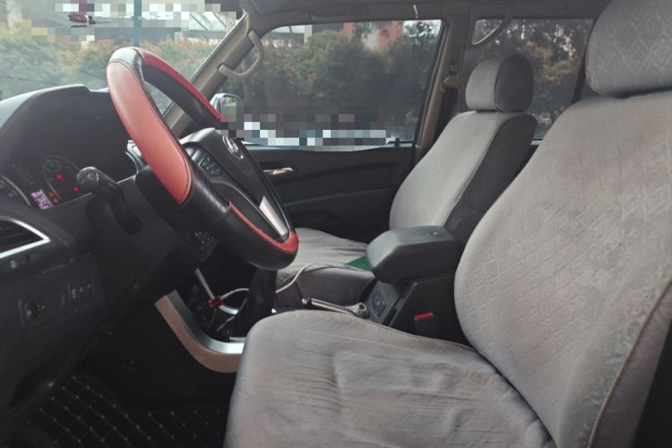 Used Leopaard Q6 2015 2.4L Manual 4x4 Excellence Edition Left Front Seat