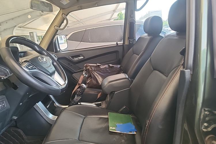 Used Leopaard Q6 2015 2.4L Manual Two-Wheel-Drive Elite Model Left Front Seat