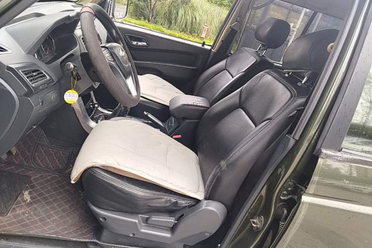 Used Leopaard Q6 2015 2.4L Manual Two-Wheel-Drive Elite Model Left Front Seat