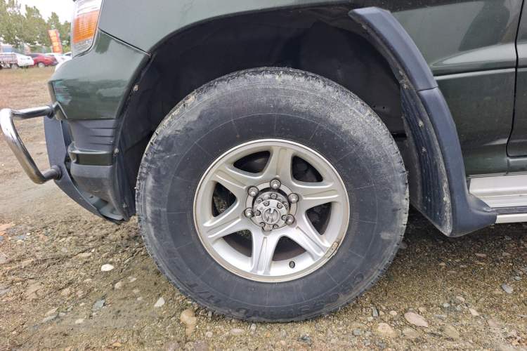 Used Leopaard Q6 2015 2.4L Manual 4x4 Excellence Edition Left Front Wheel Hub