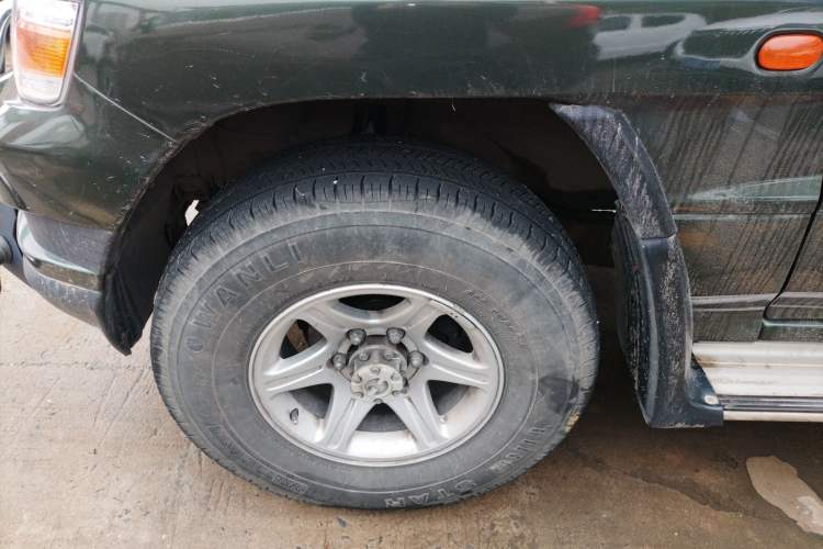 Used Leopaard Q6 2015 2.4L Manual 4x4 Excellence Edition Left Front Wheel Hub