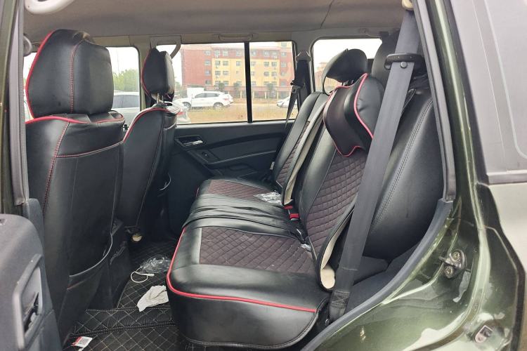 Used Leopaard Q6 2015 2.4L Manual 4x4 Excellence Edition Left Rear Seat