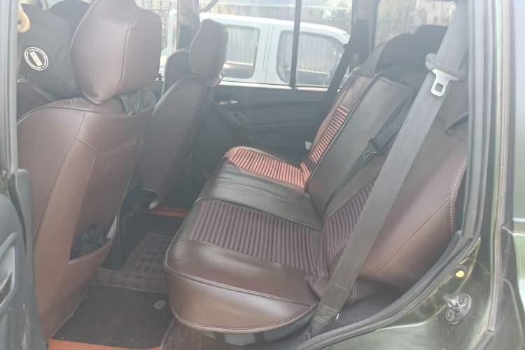 Used Leopaard Q6 2015 2.4L Manual 4x4 Excellence Edition Left Rear Seat
