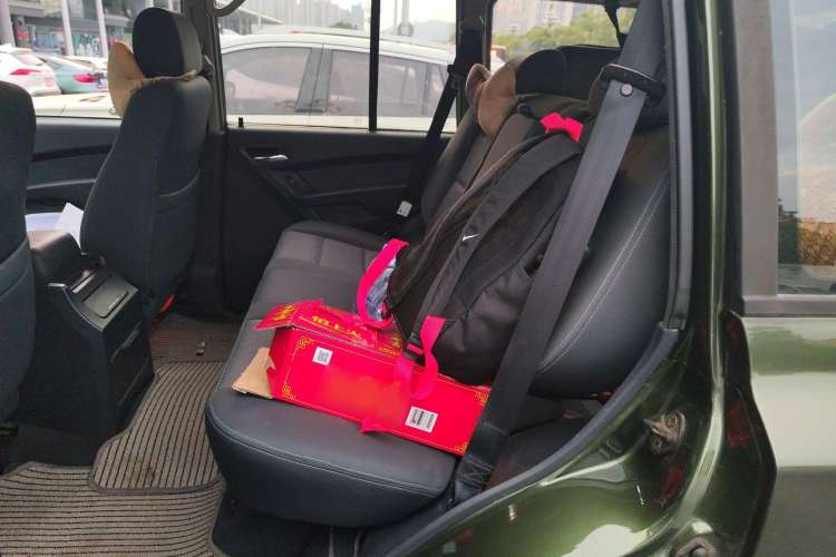 Used Leopaard Q6 2015 2.4L Manual 4x4 Excellence Edition Left Rear Seat