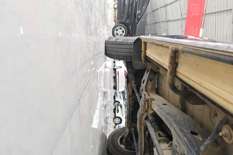 Used Leopaard Q6 2015 2.4L Manual 4x4 Excellence Edition Left Side Sill