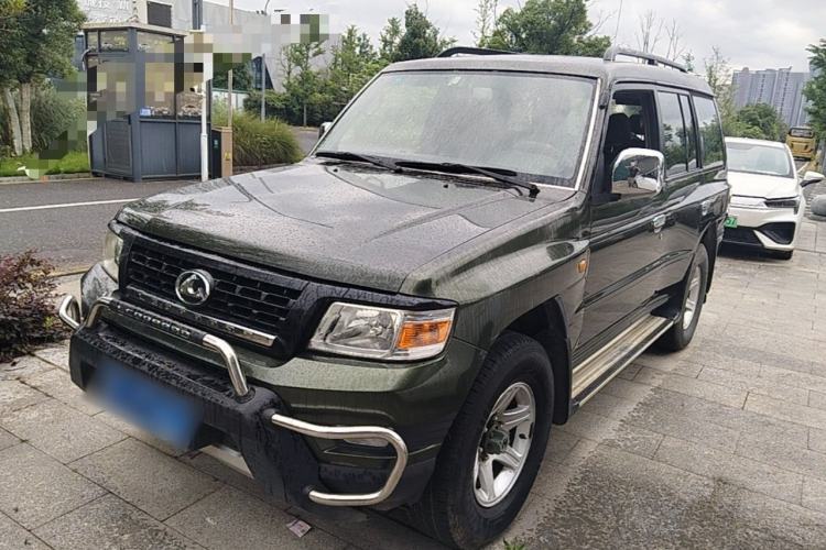 Used Leopaard Q6 2015 2.4L Manual Two-Wheel-Drive Elite Model Guazi used car, China used car export, Used car for sale, Used cars, Cheapest cars for sale