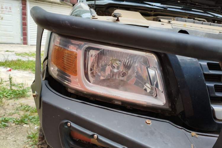 Used Leopaard Q6 2015 2.4L Manual Two-Wheel-Drive Elite Model Right Front Headlight