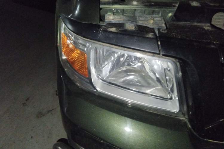Used Leopaard Q6 2015 2.4L Manual Two-Wheel-Drive Elite Model Right Front Headlight