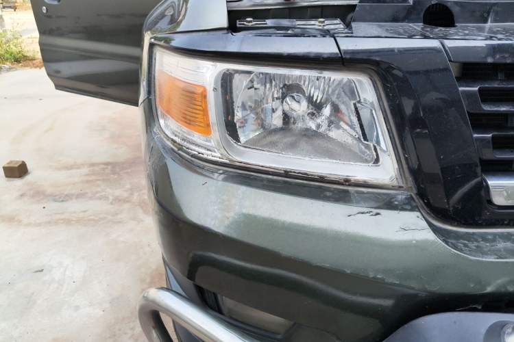 Used Leopaard Q6 2015 2.4L Manual 4x4 Excellence Edition Right Front Headlight