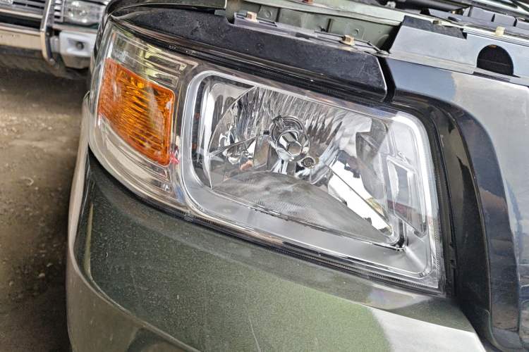 Used Leopaard Q6 2015 2.4L Manual 4x4 Excellence Edition Right Front Headlight