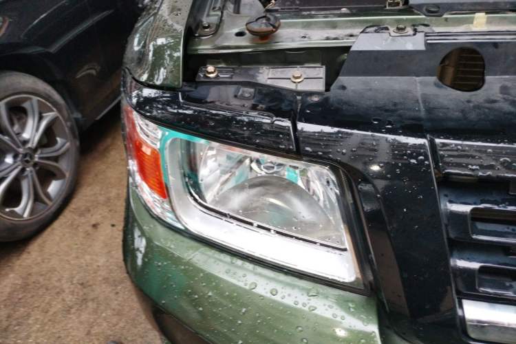 Used Leopaard Q6 2015 2.4L Manual Two-Wheel-Drive Elite Model Right Front Headlight