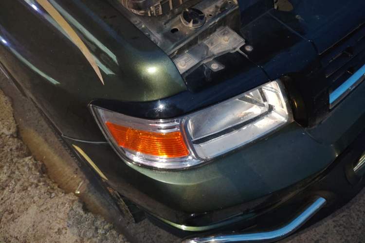 Used Leopaard Q6 2015 2.4L Manual Two-Wheel-Drive Elite Model Right Front Headlight
