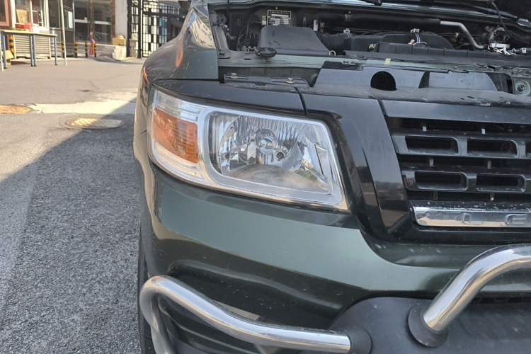 Used Leopaard Q6 2015 2.4L Manual 4x4 Excellence Edition Right Front Headlight