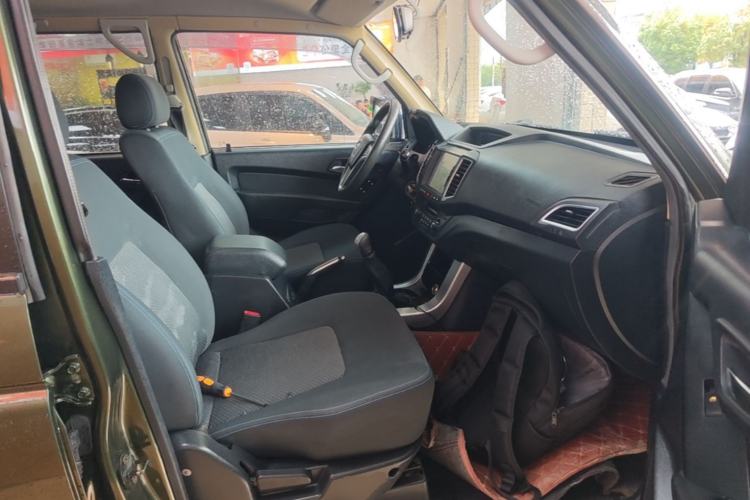 Used Leopaard Q6 2015 2.4L Manual Two-Wheel-Drive Elite Model Right Front Seat