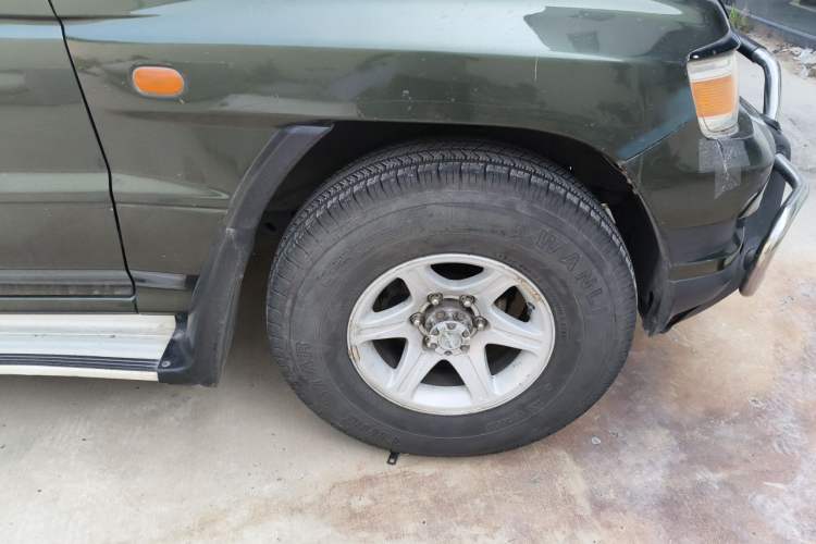 Used Leopaard Q6 2015 2.4L Manual 4x4 Excellence Edition Right Front Wheel Hub
