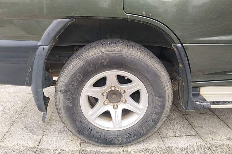Used Leopaard Q6 2015 2.4L Manual Two-Wheel-Drive Elite Model Right Rear Wheel Hub