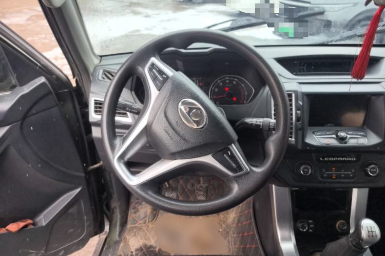 Used Leopaard Q6 2015 2.4L Manual 4x4 Excellence Edition Steering Wheel