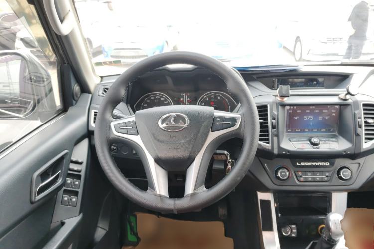 Used Leopaard Q6 2015 2.4L Manual 4x4 Excellence Edition Steering Wheel