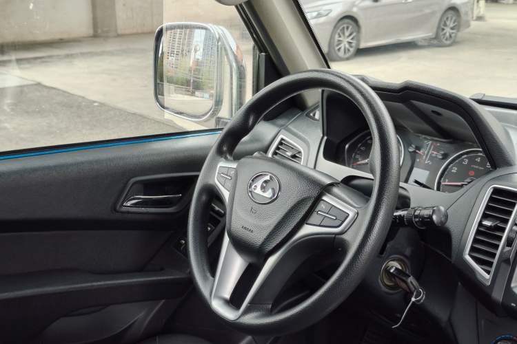 Used Leopaard Q6 2015 2.4L Manual 4x4 Excellence Edition Steering Wheel