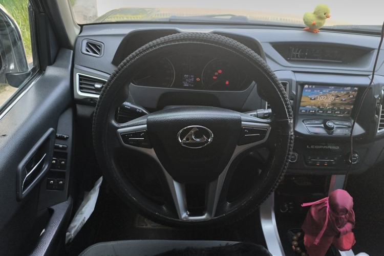 Used Leopaard Q6 2015 2.4L Manual 4x4 Excellence Edition Steering Wheel