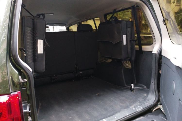 Used Leopaard Q6 2015 2.4L Manual Two-Wheel-Drive Elite Model Trunk