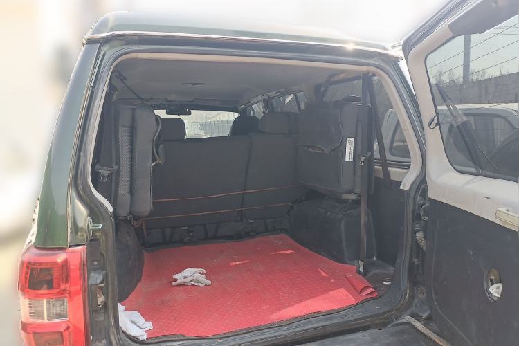 Used Leopaard Q6 2015 2.4L Manual 4x4 Excellence Edition Trunk