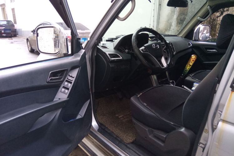 Used Leopaard Q6 2015 2.4L Manual Two-Wheel-Drive Elite Model Driver Seat