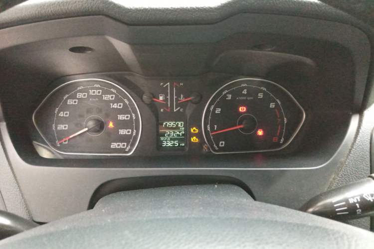 Used Leopaard Q6 2015 2.4L Manual Two-Wheel-Drive Elite Model Instrument Cluster