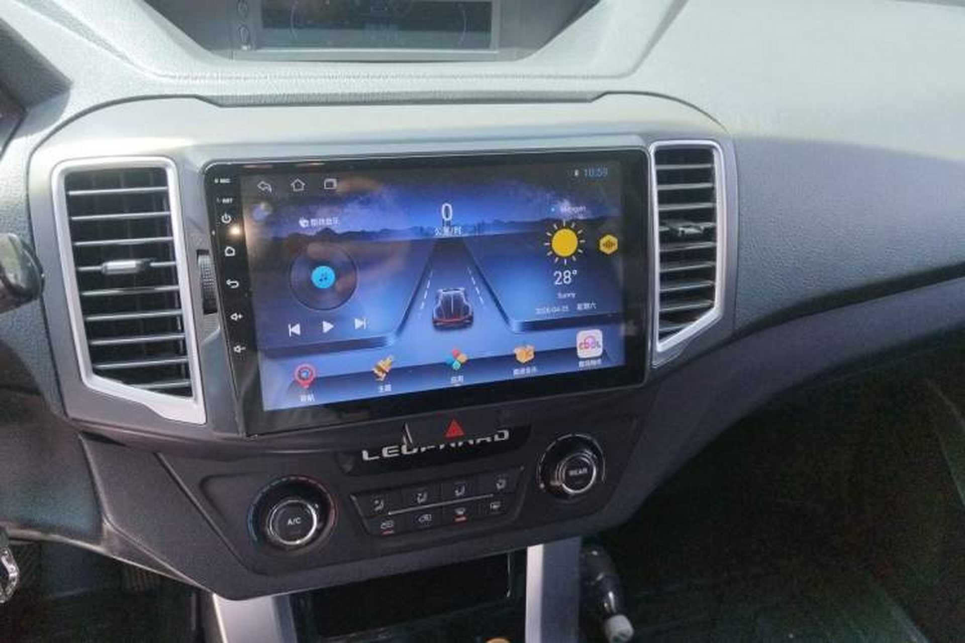Used Leopaard Q6 2015 2.4L Manual Two-Wheel-Drive Elite Model Audio And AC Panel