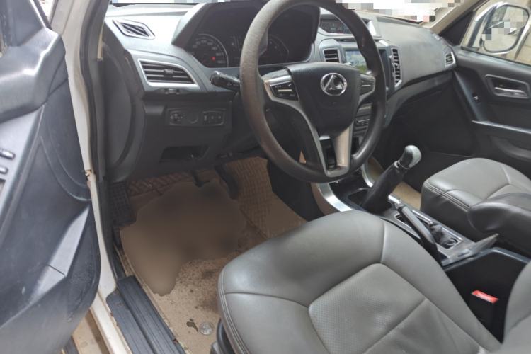 Used Leopaard Q6 2015 2.4L Manual 4x4 Excellence Edition Driver Seat
