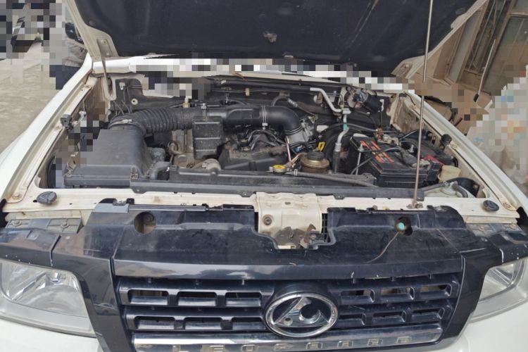Used Leopaard Q6 2015 2.4L Manual 4x4 Excellence Edition Engine Bay