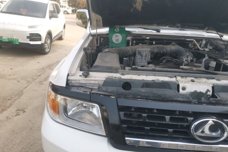 Used Leopaard Q6 2015 2.4L Manual 4x4 Excellence Edition Engine Bay Right