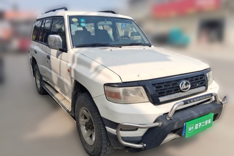 Used Leopaard Q6 2015 2.4L Manual 4x4 Excellence Edition Exterior 2