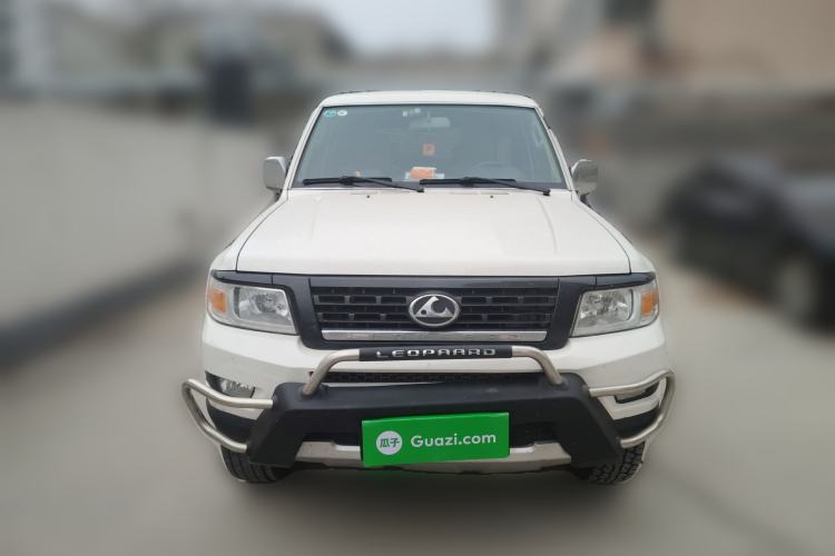 Used Leopaard Q6 2015 2.4L Manual 4x4 Excellence Edition Front