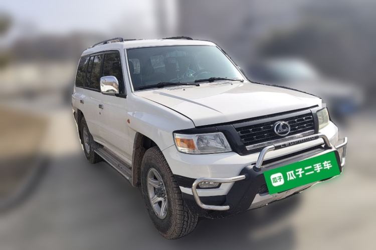 Used Leopaard Q6 2015 2.4L Manual Two-Wheel-Drive Elite Model Front Right 45 Deg