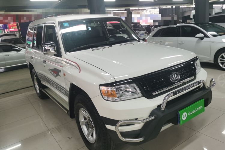 Used Leopaard Q6 2015 2.4L Manual 4x4 Excellence Edition Front Right 45 Deg