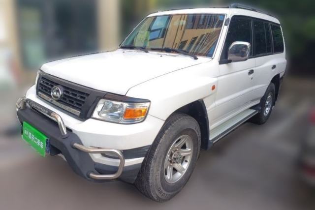 Used Leopaard Q6 2015 2.4L Manual 4x4 Excellence Edition