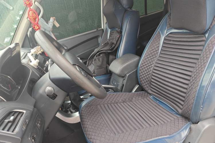 Used Leopaard Q6 2015 2.4L Manual 4x4 Excellence Edition Left Front Seat
