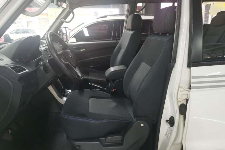 Used Leopaard Q6 2015 2.4L Manual 4x4 Excellence Edition Left Front Seat