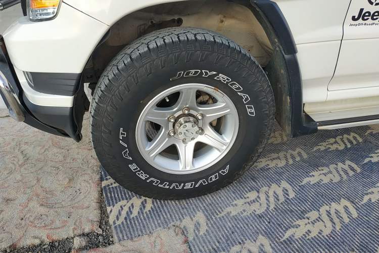Used Leopaard Q6 2015 2.4L Manual 4x4 Excellence Edition Left Front Wheel Hub
