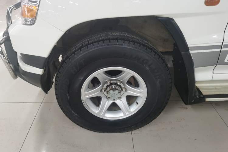 Used Leopaard Q6 2015 2.4L Manual 4x4 Excellence Edition Left Front Wheel Hub